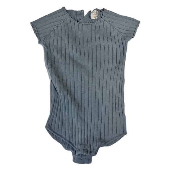 Boy bundle Amelia NWT hat, analogie ribbed onesie, Violeta Federico blanket 24 M - Picture 4 of 9